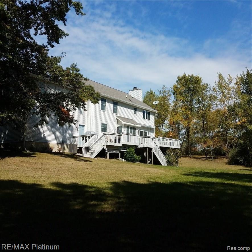 11365 Gage Road Holly, MI 48442 - Photo 41 of 42 20170913_125301.jpg