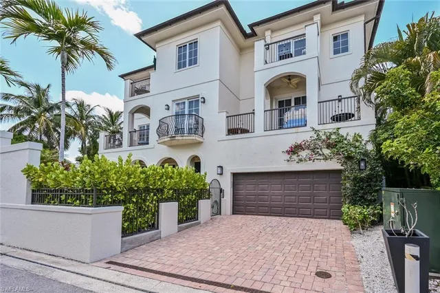 $35,000 | 433 5th Street South, Naples, FL 34102