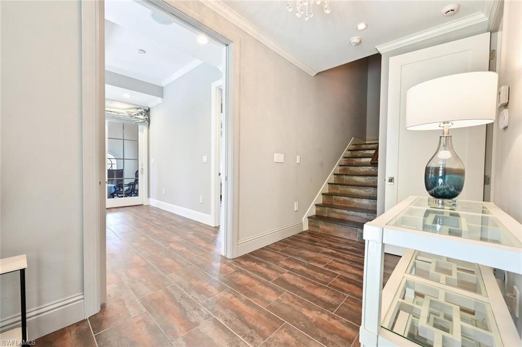 433 5th Street South Naples, FL 34102 - Photo 3 of 39 Foyer