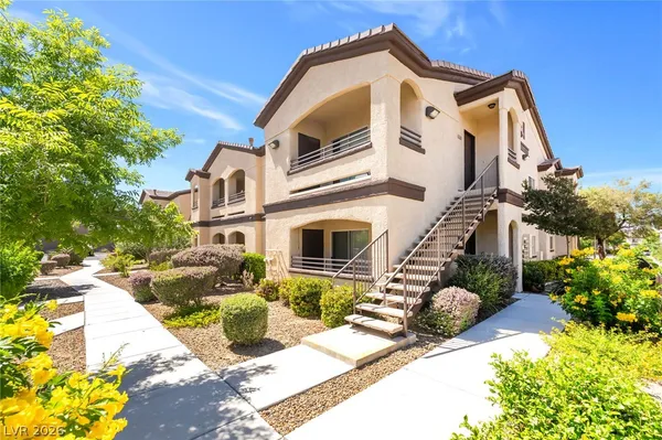 $1,750 | 2291 West Horizon Ridge Parkway, Unit 6136, Henderson, NV 89052