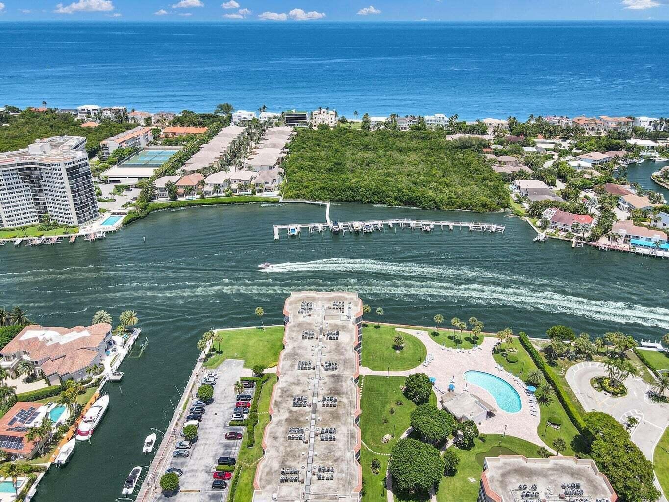 899 Jeffery Street, Unit 109 Boca Raton, FL 33487 - Photo 44 of 93 PB Top view pic