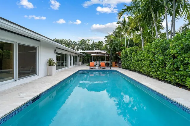 $10,850 | 2617 Bayview Drive, Fort Lauderdale, FL 33306