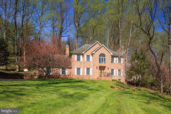 $925,000 | 6 Chamaral Court, Cockeysville, MD 21030