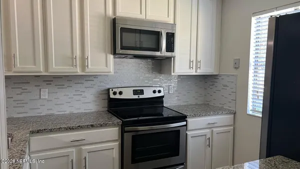 $149,500 | 8300 Plaza Gate Lane, Unit 1193, Jacksonville, FL 32217