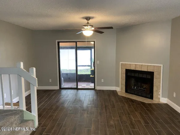 $149,500 | 8300 Plaza Gate Lane, Unit 1193, Jacksonville, FL 32217