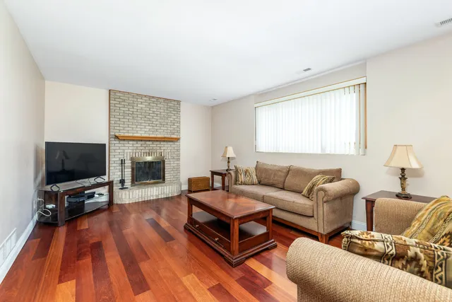 $415,000 | 701 Bishops Gate, New Lenox, IL 60451