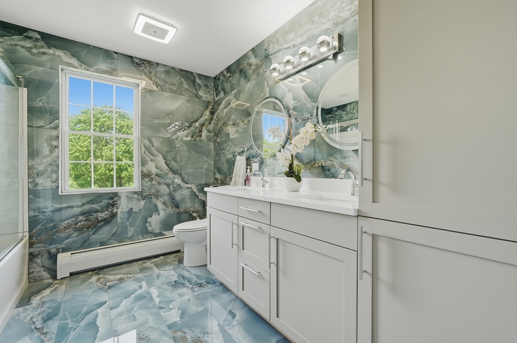 1527 Main Street Acushnet, MA 02743 - Photo 19 of 32