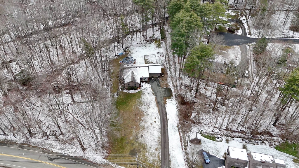 18 Hall Road Sturbridge, MA 01566 - Photo 4 of 36 Gallery Image 4