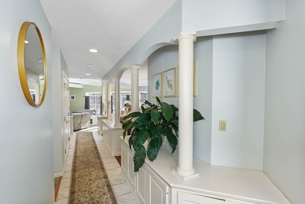 18 Hall Road Sturbridge, MA 01566 - Photo 6 of 36 Gallery Image 6