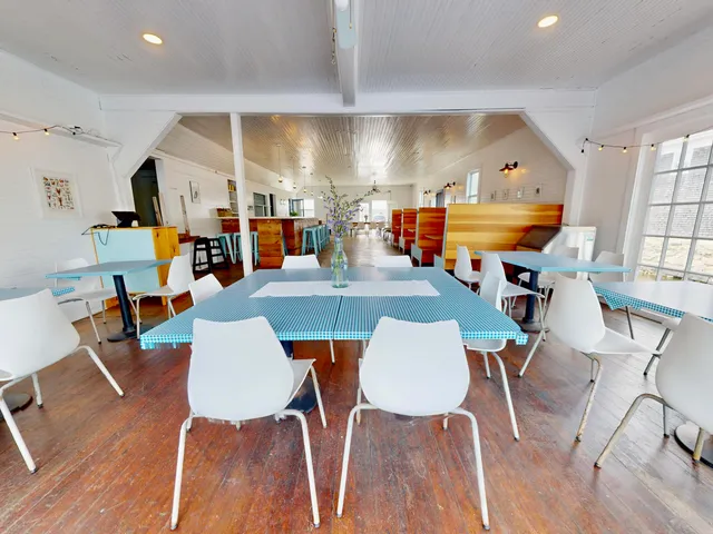 $419,000 | 26 West Main Street, Vinalhaven, ME 04863