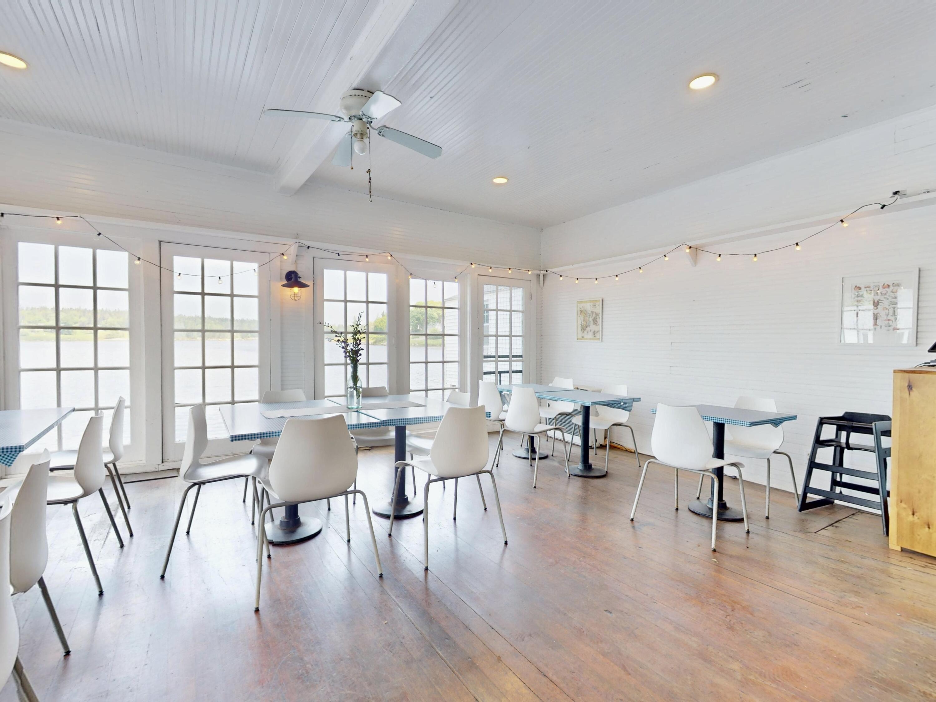 26 West Main Street Vinalhaven, ME 04863 - Photo 13 of 53 26-W-Main-St-06082025_145343