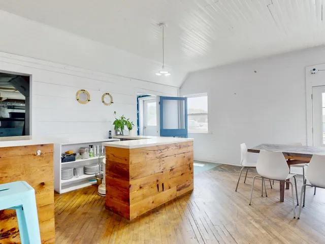 $419,000 | 26 West Main Street, Vinalhaven, ME 04863