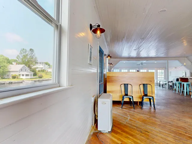 $419,000 | 26 West Main Street, Vinalhaven, ME 04863