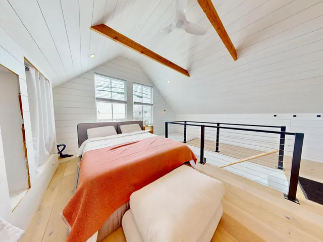 $419,000 | 26 West Main Street, Vinalhaven, ME 04863