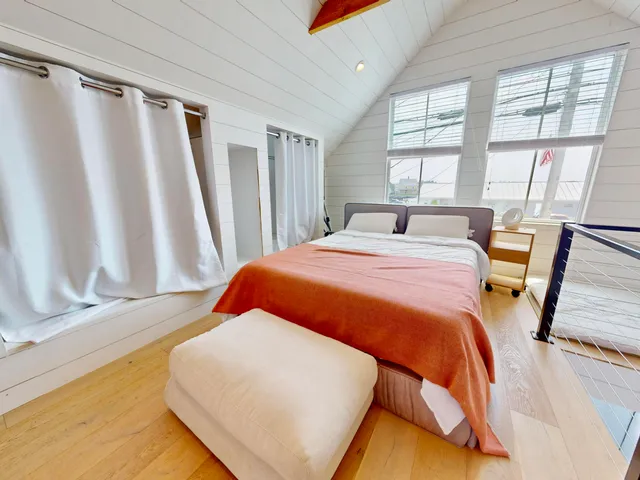 $419,000 | 26 West Main Street, Vinalhaven, ME 04863