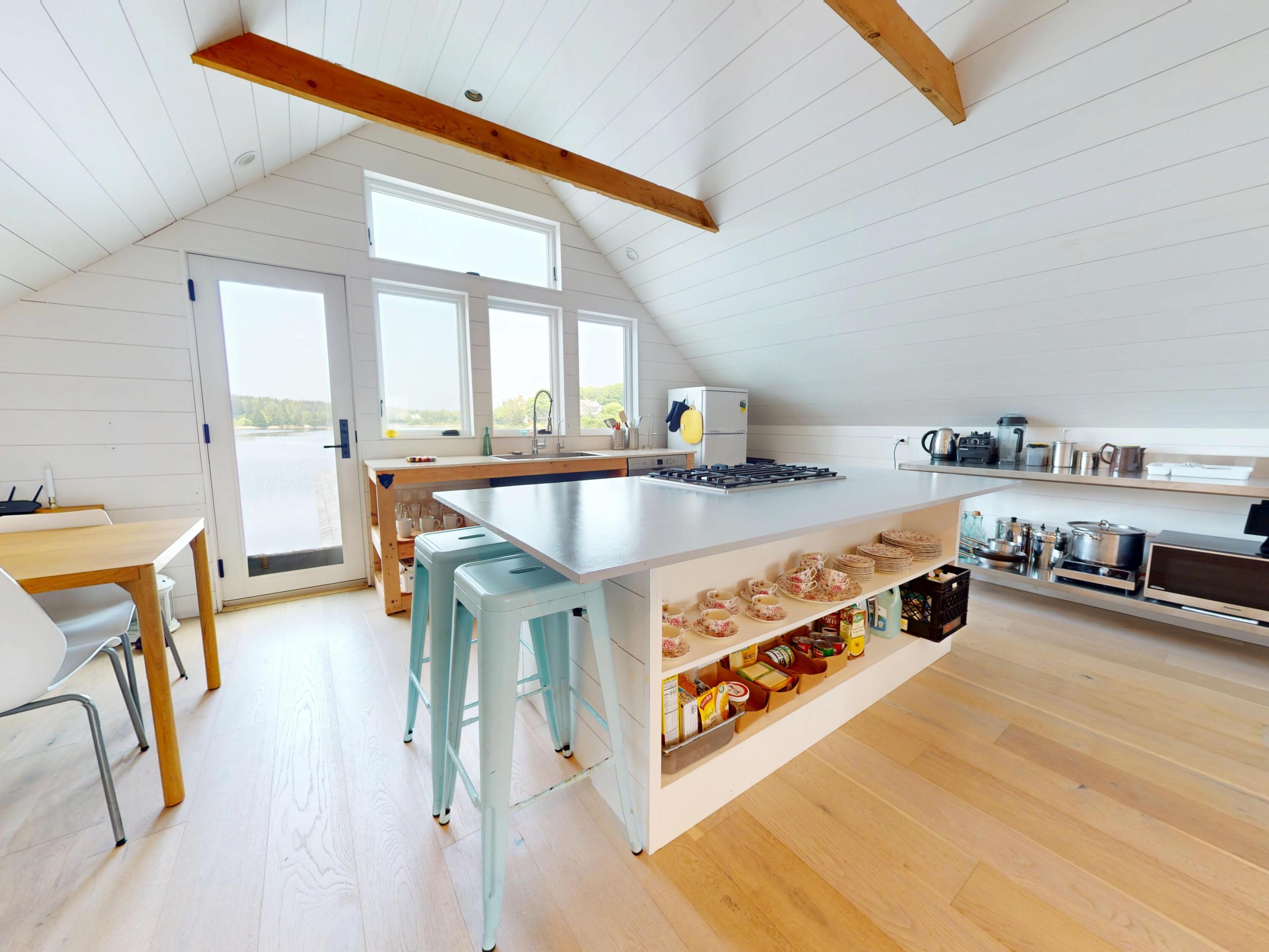 26 West Main Street Vinalhaven, ME 04863 - Photo 38 of 53 26-W-Main-St-06082025_145829