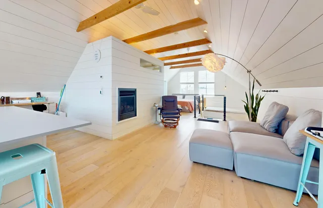 $419,000 | 26 West Main Street, Vinalhaven, ME 04863