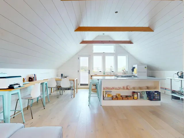 $419,000 | 26 West Main Street, Vinalhaven, ME 04863