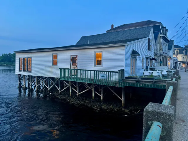 $419,000 | 26 West Main Street, Vinalhaven, ME 04863
