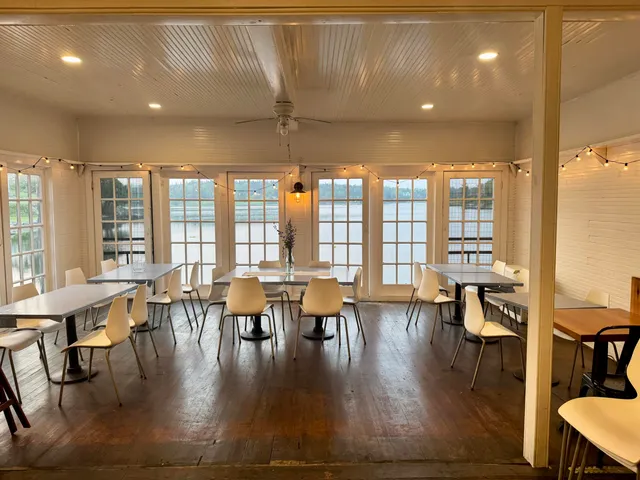 $419,000 | 26 West Main Street, Vinalhaven, ME 04863