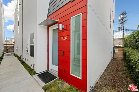 $989,000 | 11037 Morrison Street, North Hollywood, CA 91601