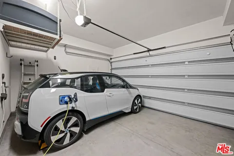 $989,000 | 11037 Morrison Street, North Hollywood, CA 91601