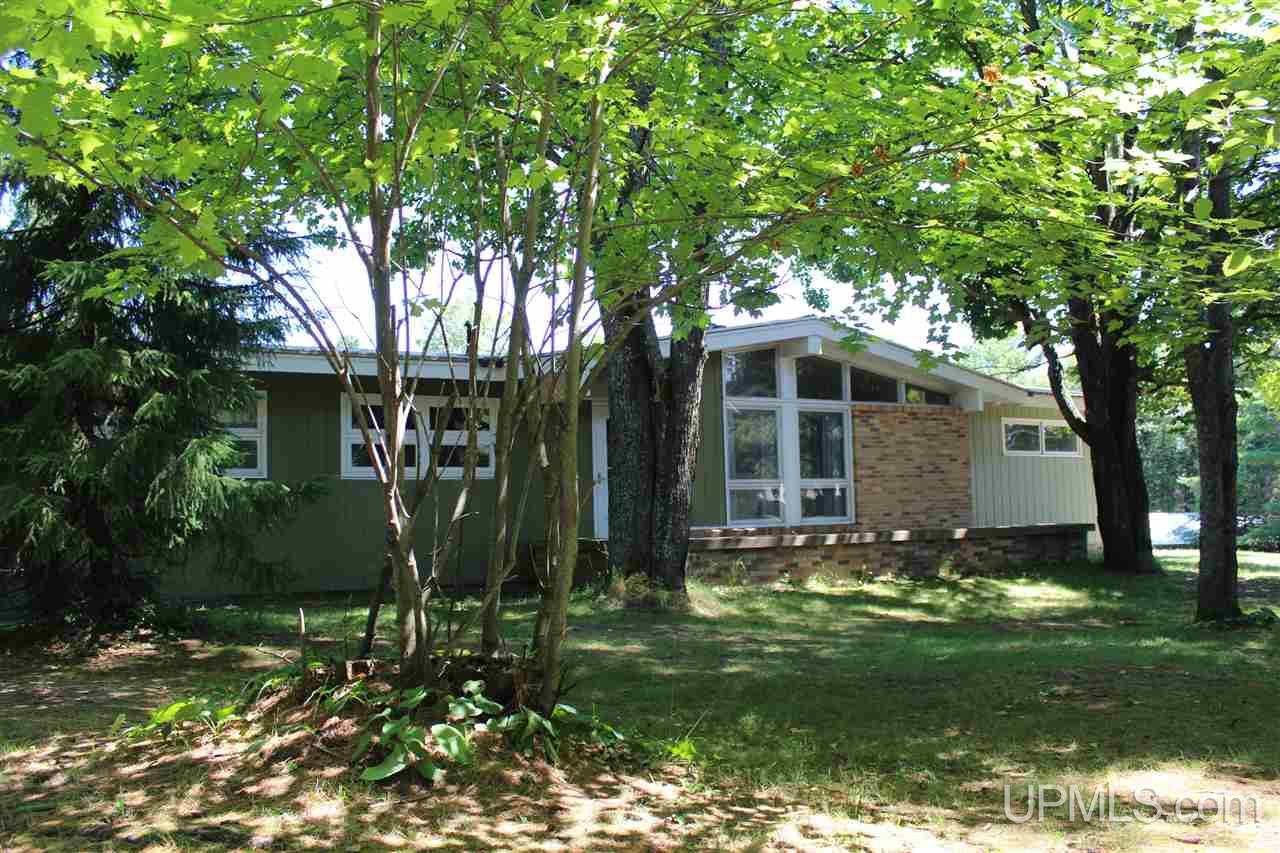 139 Kivela Road Negaunee, MI 49866 - Photo 1 of 36 Gallery Image 1
