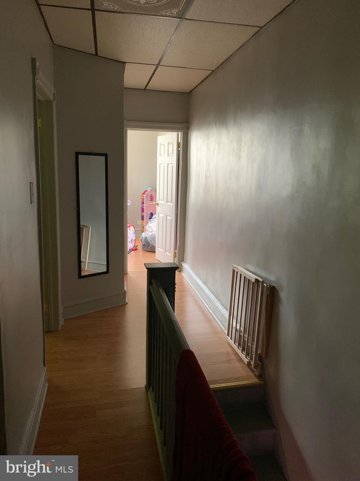 2429 South Lawrence Street Philadelphia, PA 19148 - Photo 8 of 9 hallway