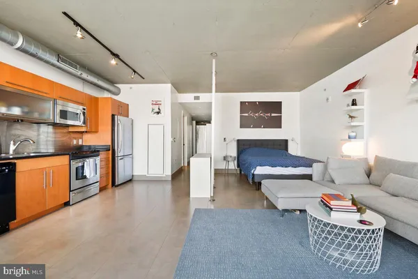 $2,200 | 1133 14th Street Northwest, Unit 1109, Washington, DC 20005