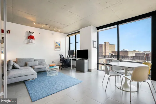 $2,200 | 1133 14th Street Northwest, Unit 1109, Washington, DC 20005