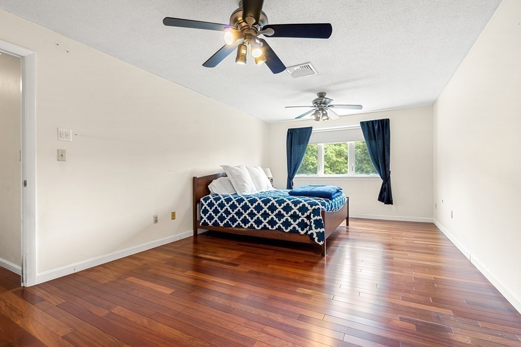 38 Dunham Road, Unit 402 Beverly, MA 01915 - Photo 14 of 16