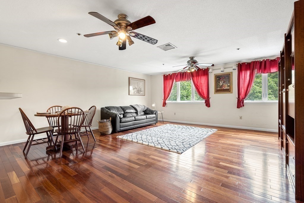 38 Dunham Road, Unit 402 Beverly, MA 01915 - Photo 6 of 16