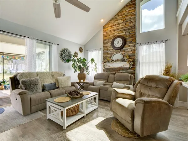 $529,900 | 1450 Merion Drive, Mount Dora, FL 32757