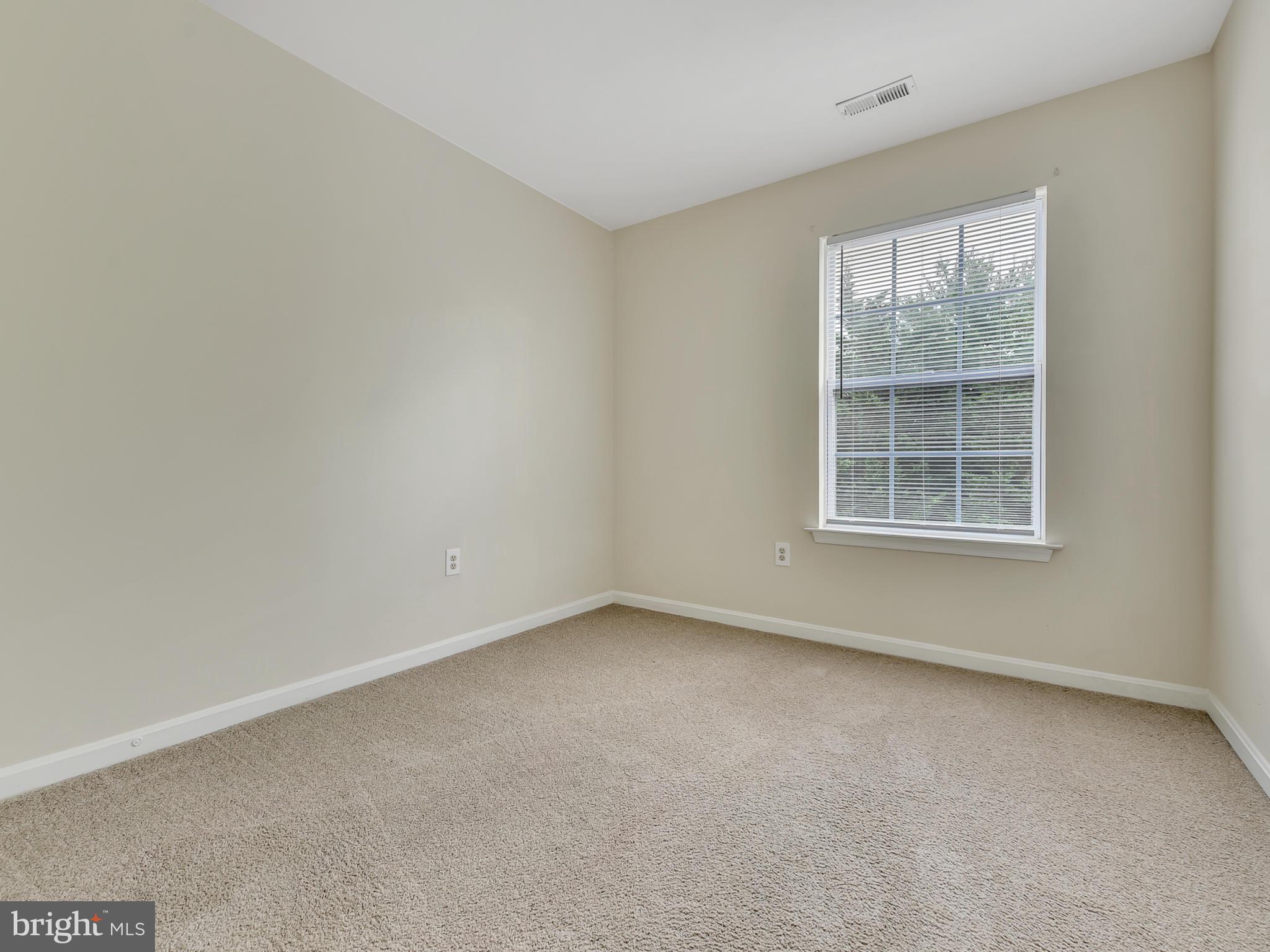 9275 Ridgefield Circle Frederick, MD 21701 - Photo 13 of 30 Bedroom #3