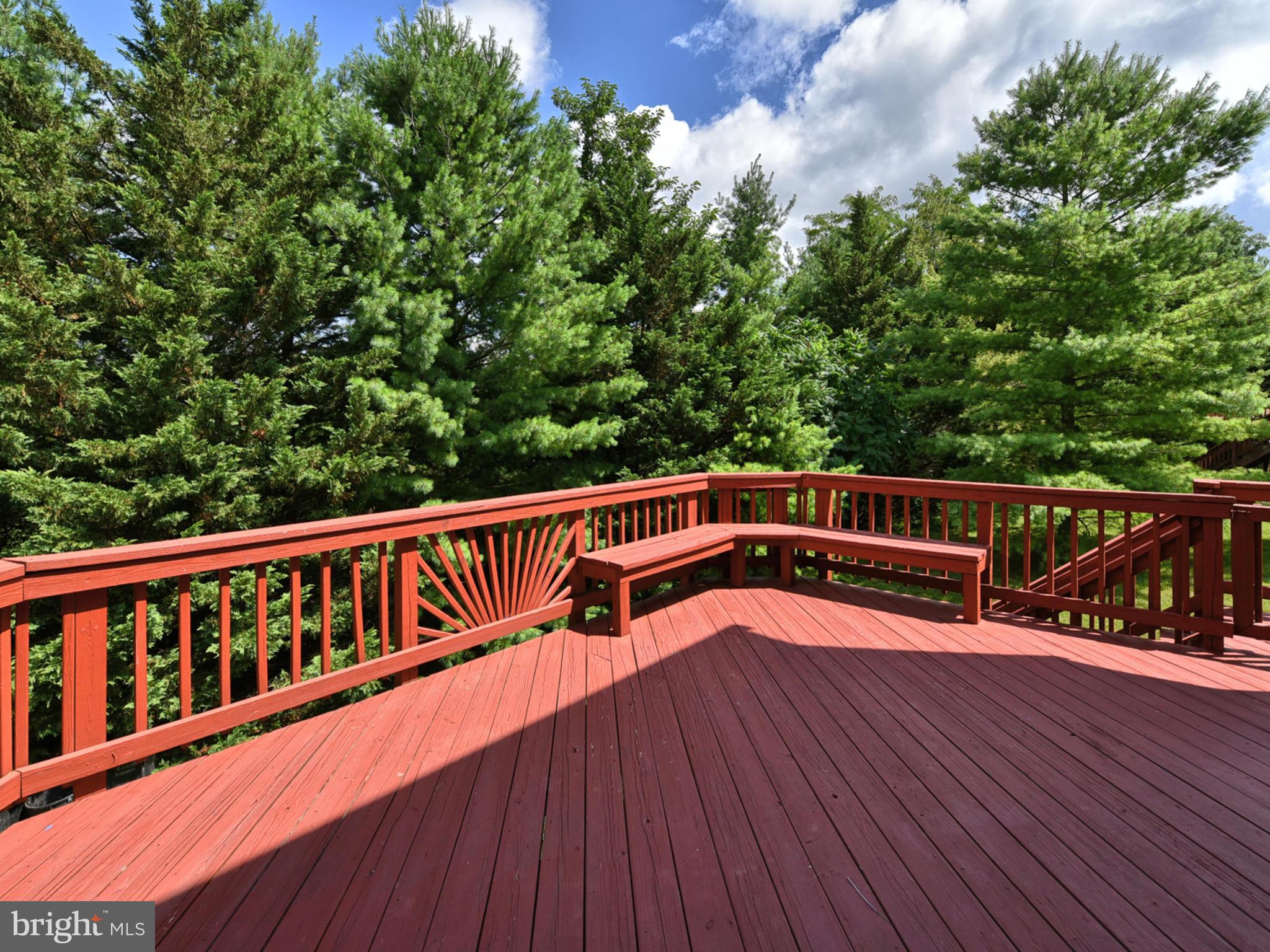 9275 Ridgefield Circle Frederick, MD 21701 - Photo 20 of 30 Spacious Deck