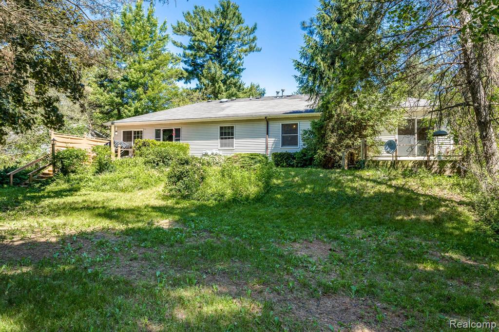 3661 Myrtle Road Fort Gratiot, MI 48059 - Photo 35 of 51