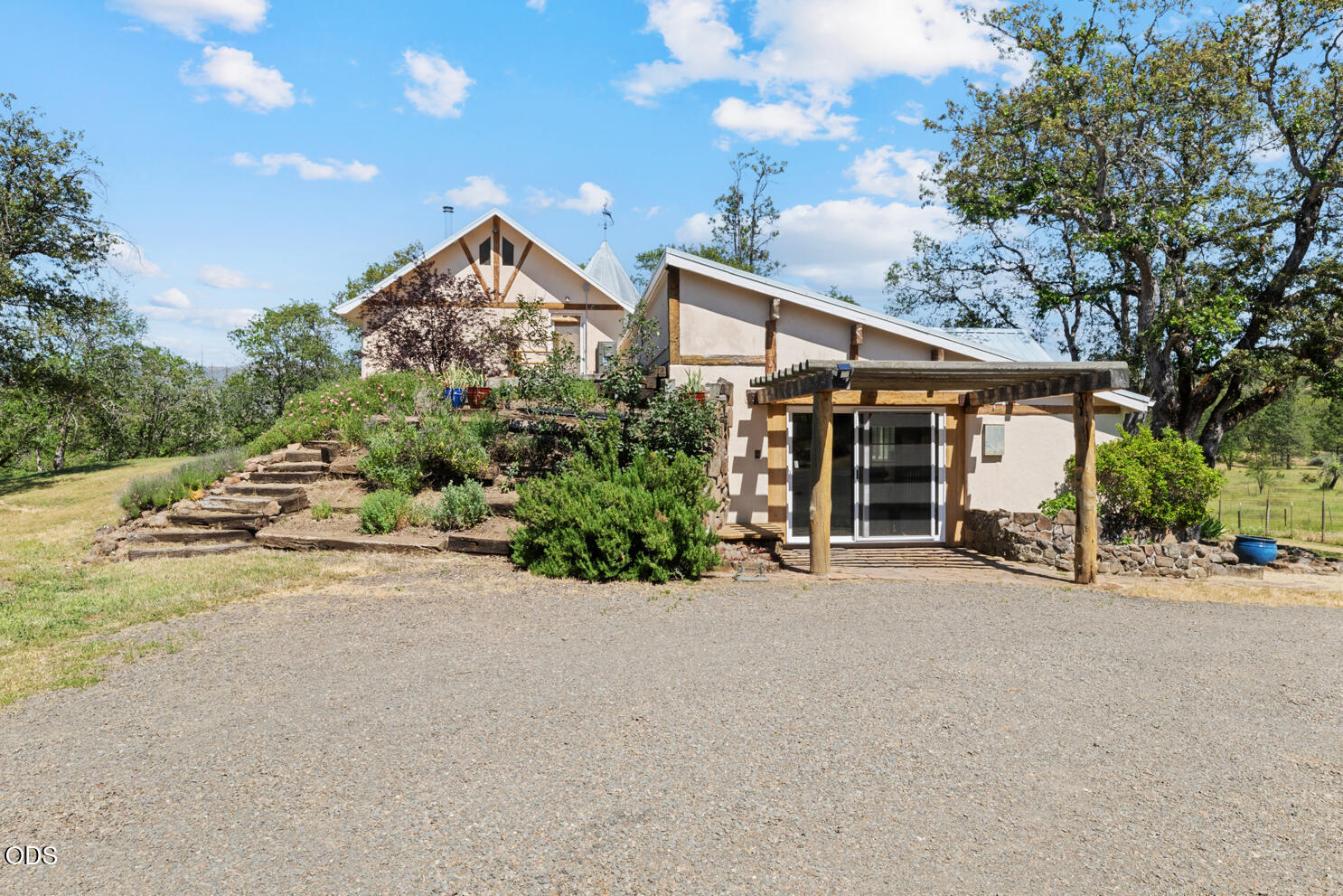 1800 South Obenchain Road Eagle Point, OR 97524 - Photo 15 of 64
