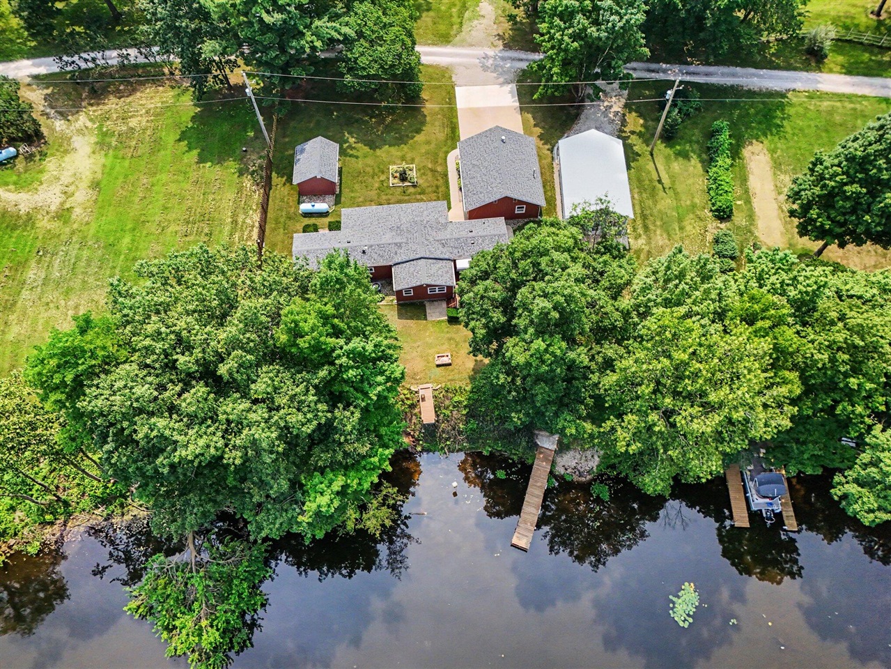 13492 Riverside Drive Constantine, MI 49042 - Photo 2 of 24