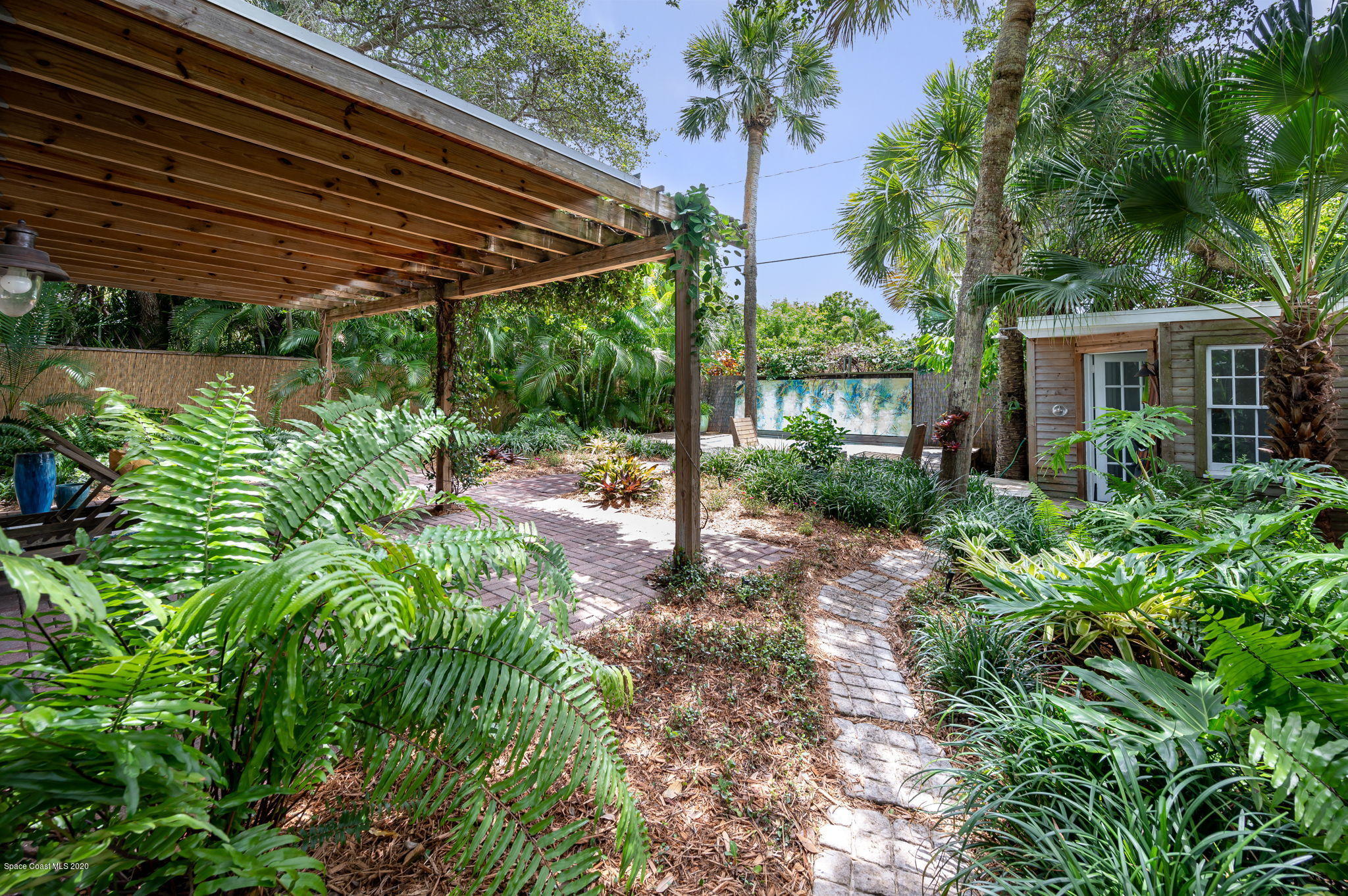 816 Banyan Road Vero Beach, FL 32963 - Photo 25 of 34 27