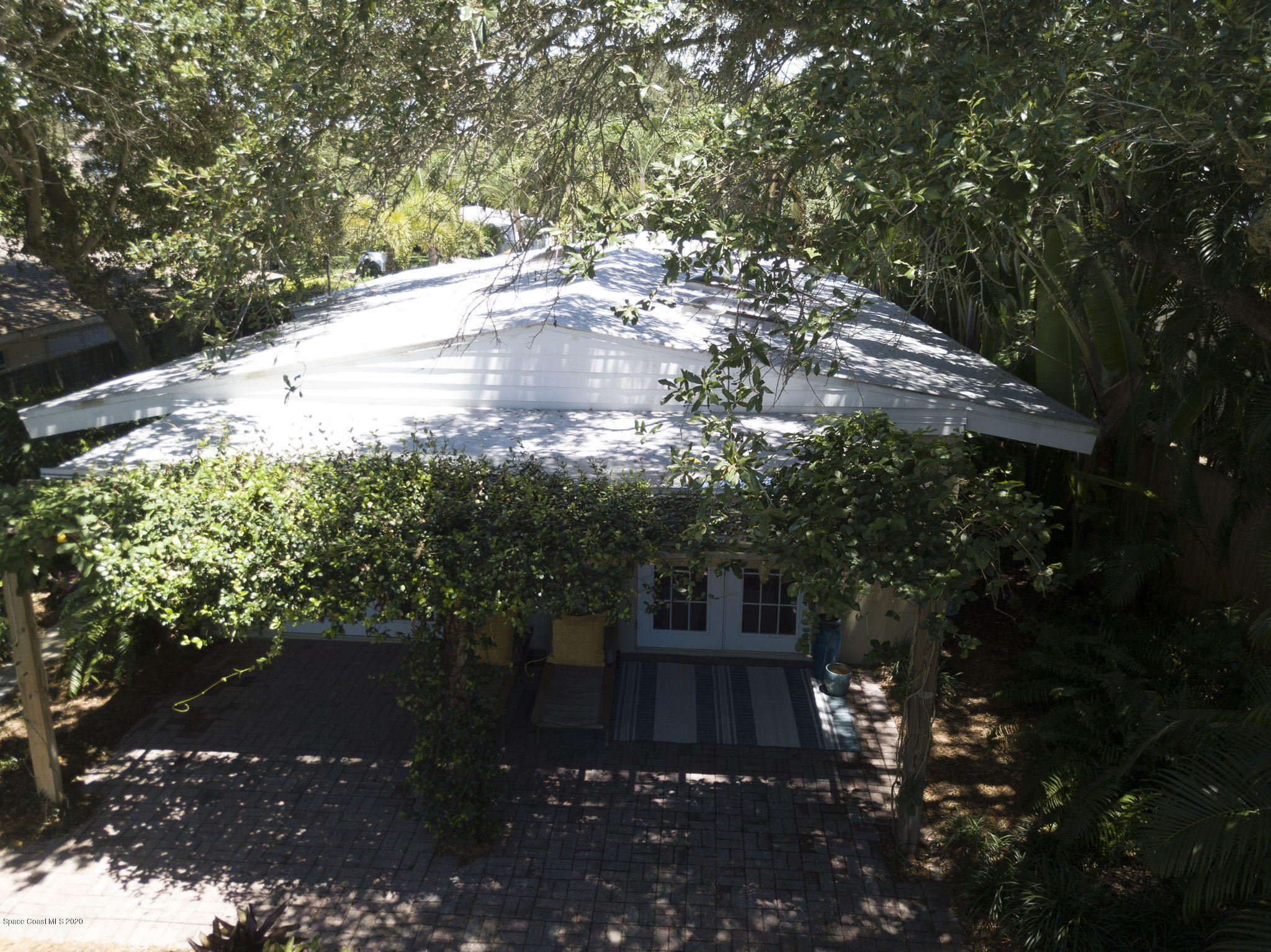 816 Banyan Road Vero Beach, FL 32963 - Photo 30 of 34 32