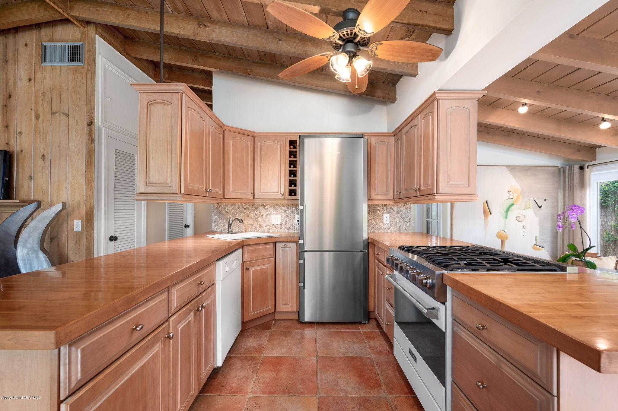 816 Banyan Road Vero Beach, FL 32963 - Photo 6 of 34 7