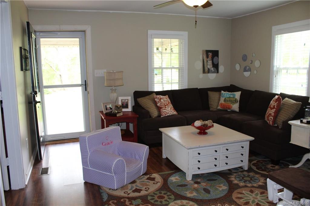 1316 Lyn Well Road Lincolnton, NC 28092 - Photo 3 of 20 Gallery Image 3