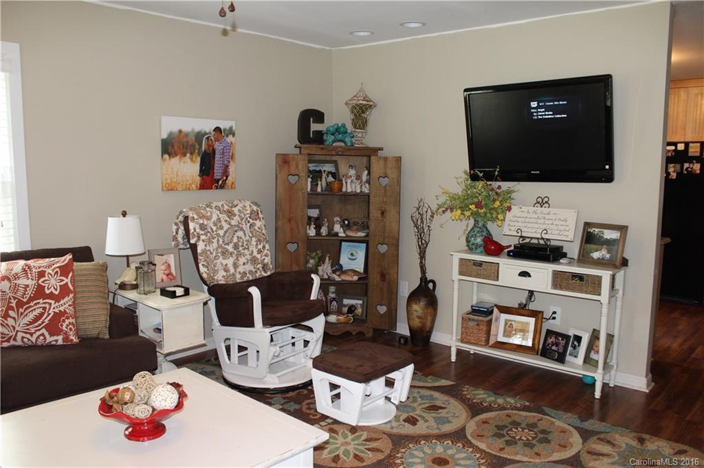 1316 Lyn Well Road Lincolnton, NC 28092 - Photo 4 of 20 Gallery Image 4