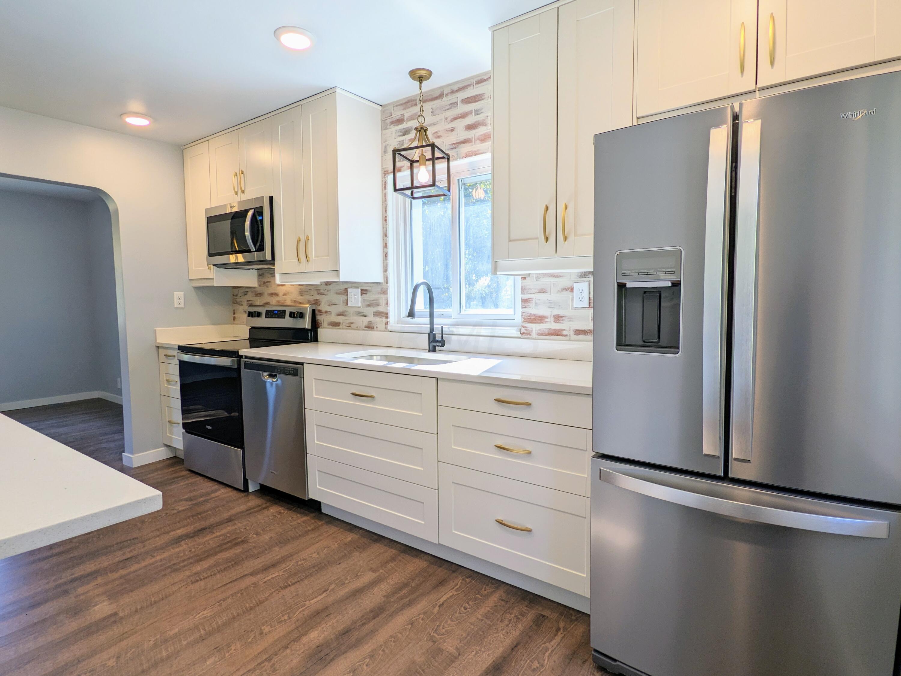 2701 Gooding Road Marion, OH 43302 - Photo 8 of 27 10 Kitchen 1