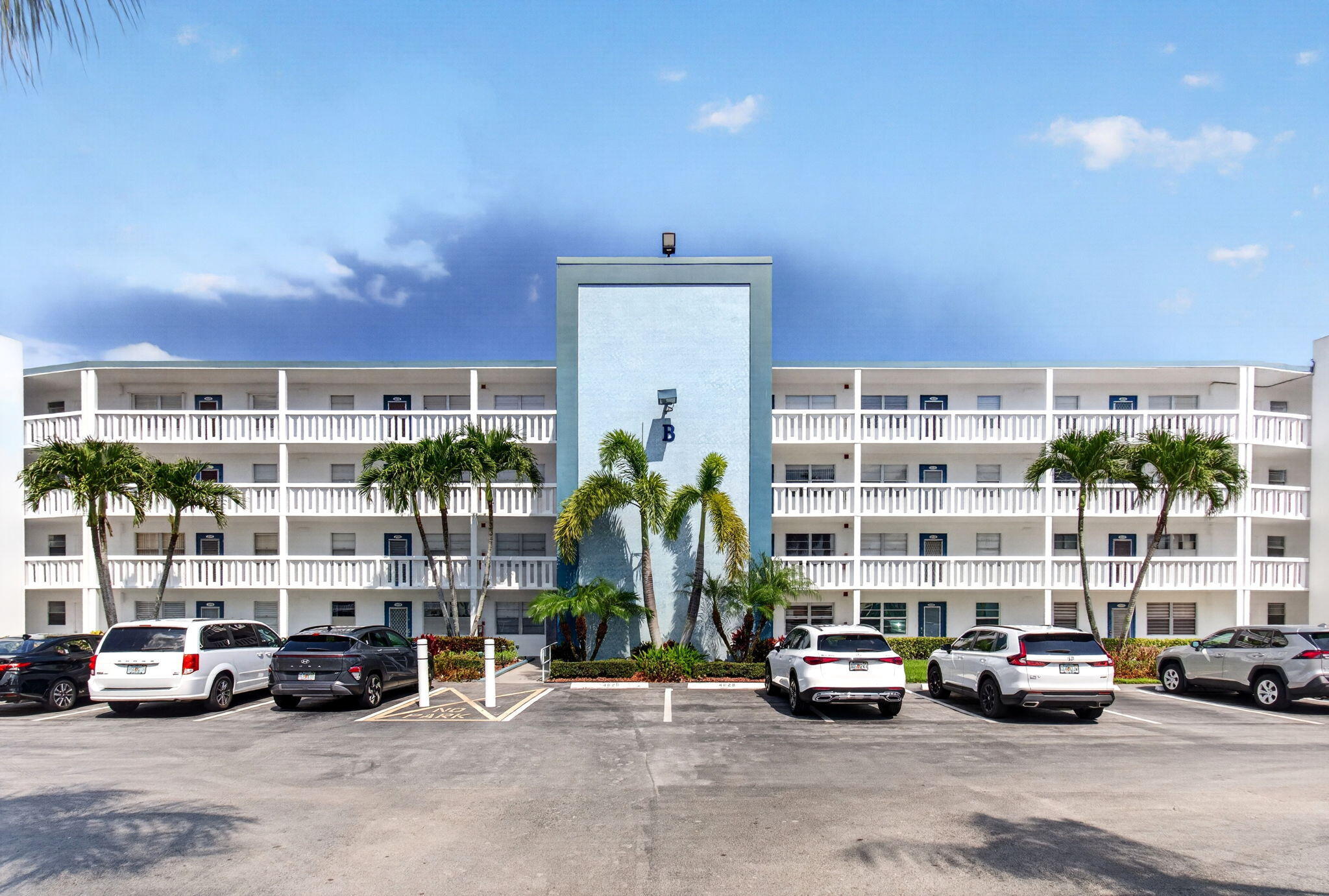 2027 Exeter Boca Raton, FL 33434 - Photo 63 of 100 2-web-or-mls-DSC_7504