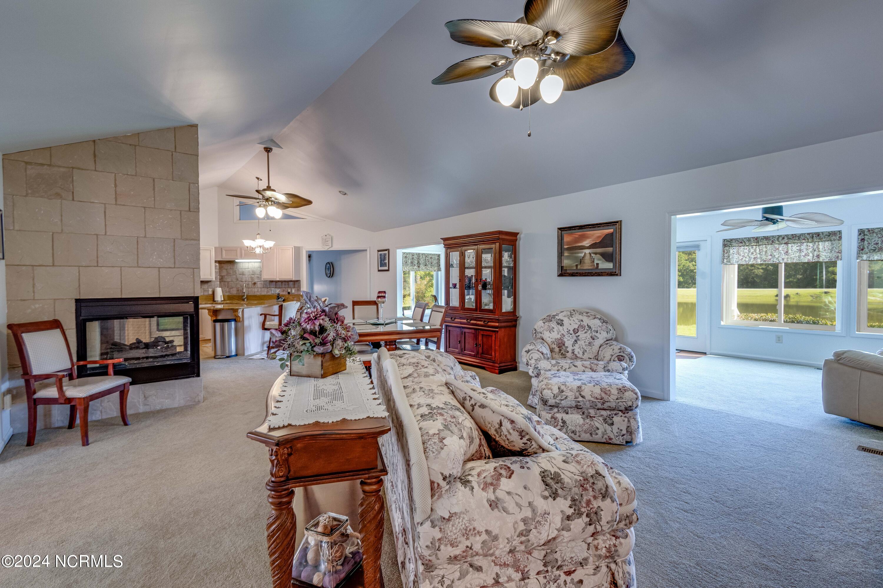 106 Raccoon Run Washington, NC 27889 - Photo 26 of 44 living room view 2