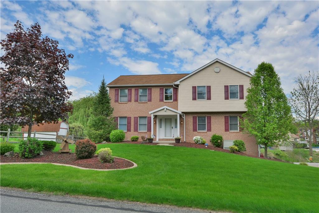 106 Countryview Drive McKees Rocks, PA 15136 - Photo 1 of 25 Front