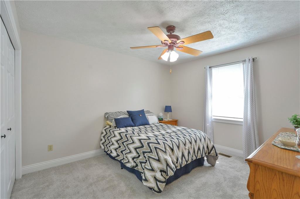 106 Countryview Drive McKees Rocks, PA 15136 - Photo 17 of 25 Bedroom 3