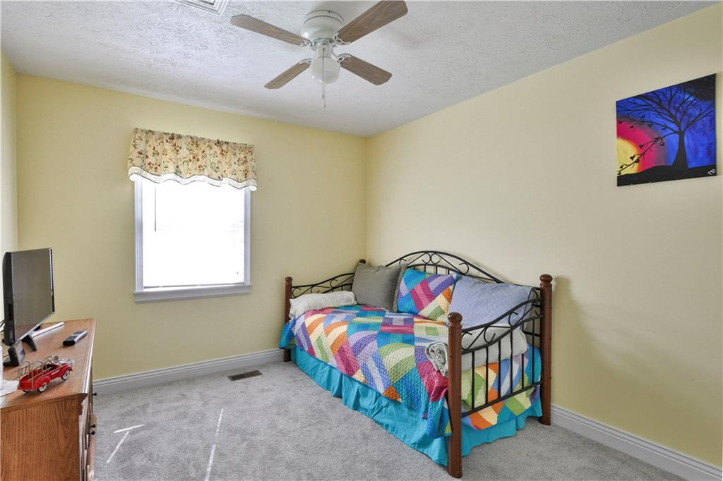 106 Countryview Drive McKees Rocks, PA 15136 - Photo 18 of 25 Bedroom 4