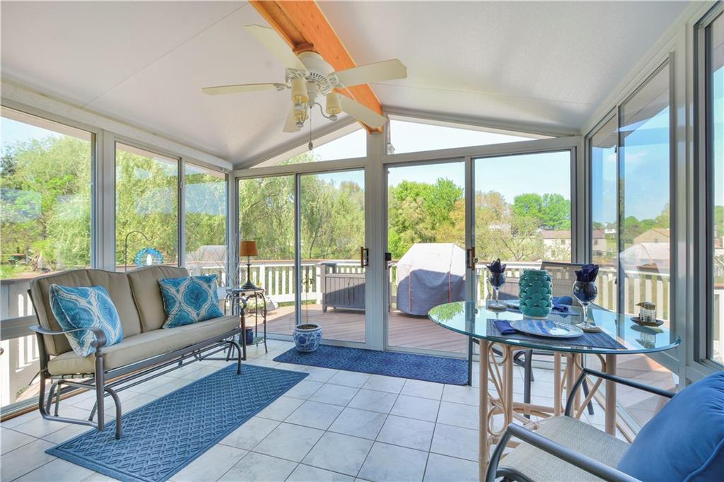 106 Countryview Drive McKees Rocks, PA 15136 - Photo 21 of 25 Sun Room